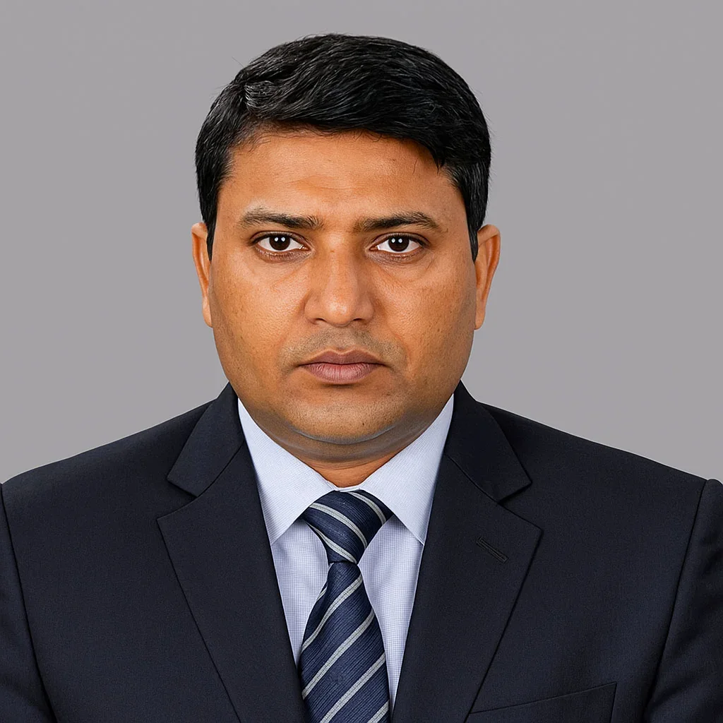 Mr. Israil Khan — Founder & Managing Director, Comfort Battery